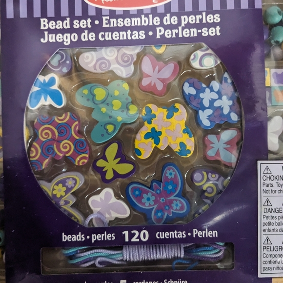 Factory sealed Melissa and Doug wooden bead set (butterfly friends) age 4+ - Picture 4 of 6